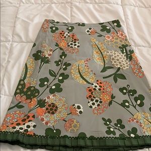 Persaman NY skirt. Size 6.